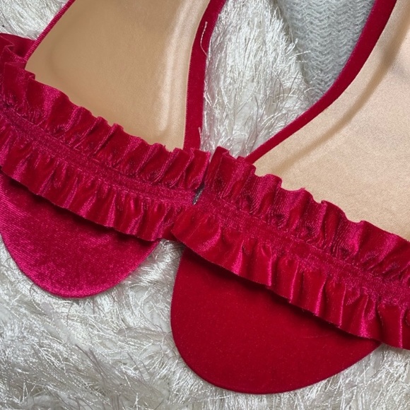 ✨5/$25 Bamboo Sandals - Picture 3 of 4